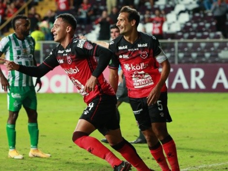 Alajuelense se dio un paseo con el Alianza de Panamá y lo llenó de goles en la ida
