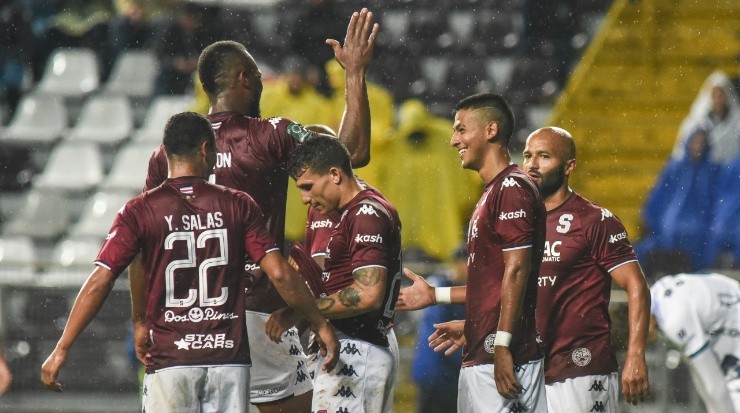 Saprissa hiló 5 victorias al hilo y ahora es líder de su grupo (Saprissa)