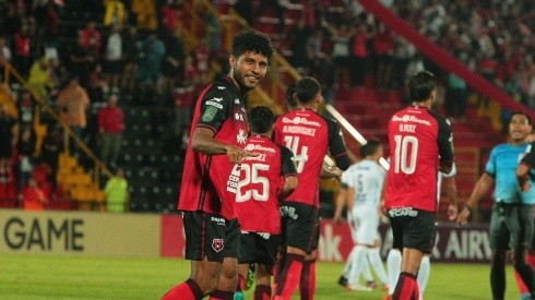 Alajuelense es el primer clasificado a semifinales de Liga Concacaf (LDA)