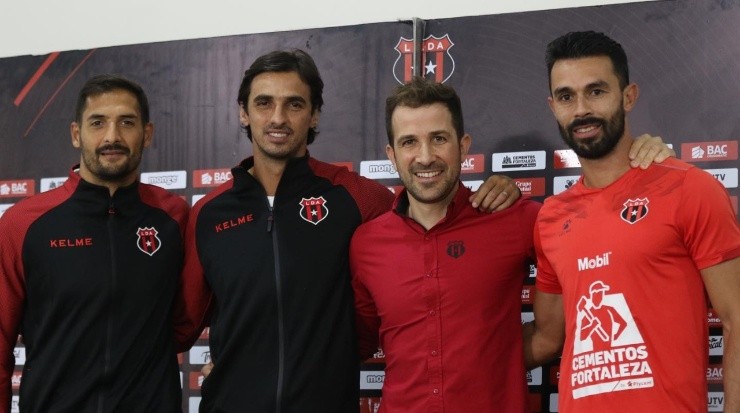 Algunos de los fichajes más sonados de Lleida durante su gestión (LDA)