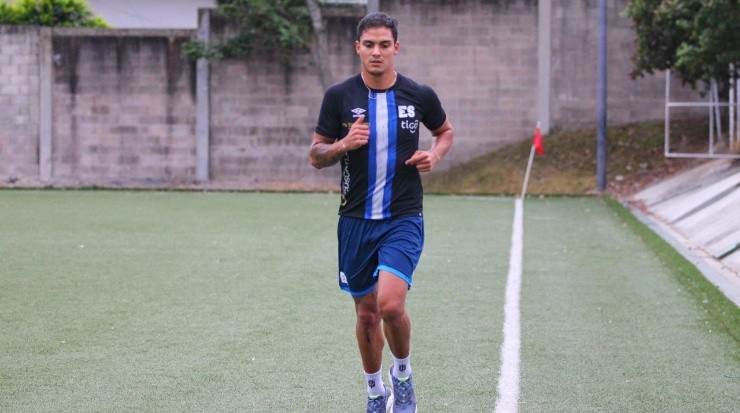 Erick Cabalceta también es seleccionado de El Salvador (Facebook Erick Cabalceta)