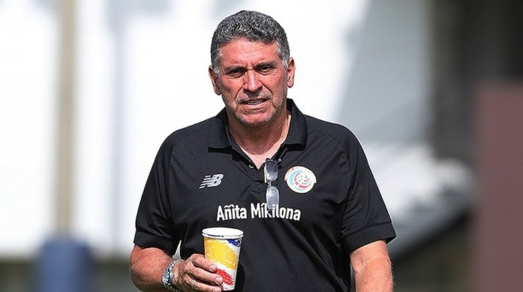 El DT de Costa Rica, Luis Fernando Suárez le envió un mensaje a Luis Enrique y a la afición tica en general (Fedefut CRC)