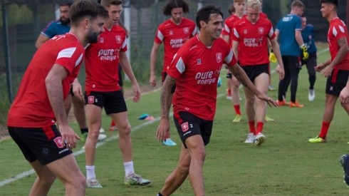 Para Bryan Ruiz es un sueño que Twente esté en Costa Rica