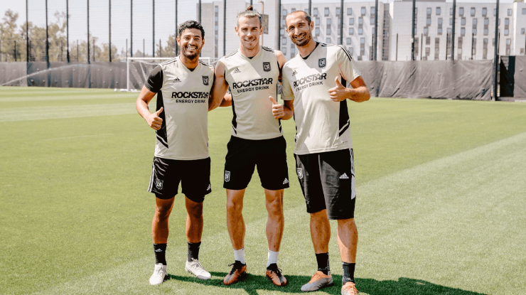 Carlos Vela, Gareth Bale y Giorgio Chiellini, los nuevos compañeros de Maldonado en LAFC (Foto: @chiellini).