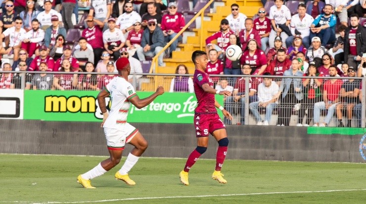 Saprissa aportó 3 tantos en la cuenta goleadora de la primera fecha del torneo (UNAFUT)