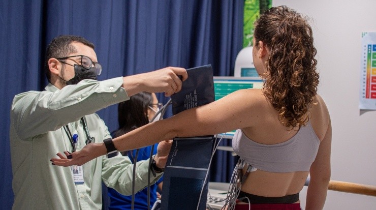 El equipo femenino se sometió a prubas cardiológicas este lunes (Saprissa)