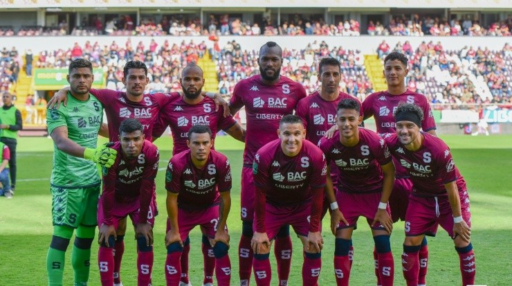 Bolaños, nuevamente podría ser estelar este fin de semana ante Grecia (Saprissa)