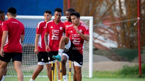 Los tres futbolistas de Costa Rica que se perderán el partido ante Martinica.