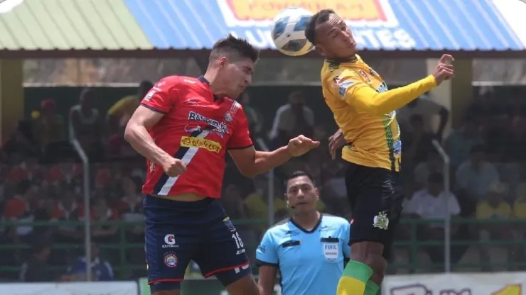 Empate en la primera semifinal de la Liga de Guatemala (Xelajú)
