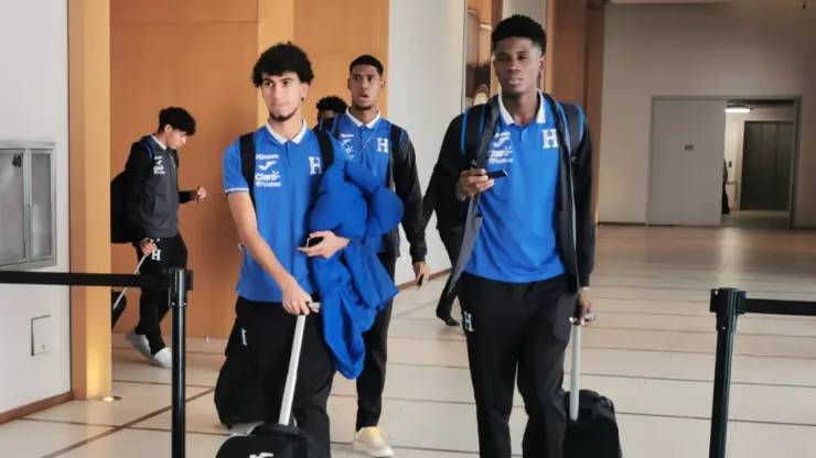 La Selección Sub-20 de Honduras llegó a Argentina (Fenafuth)
