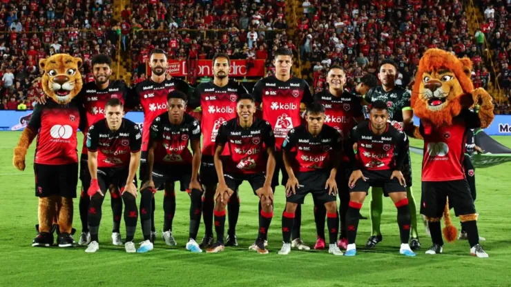Alajuelense tendría listos a sus dos primeros fichajes para el Apertura 2023.
