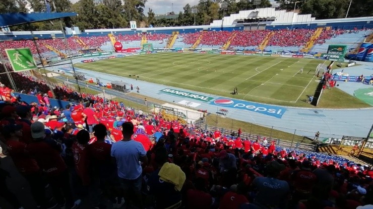 La Liga Nacional de Guatemala analiza el regreso de la afición a los estadios