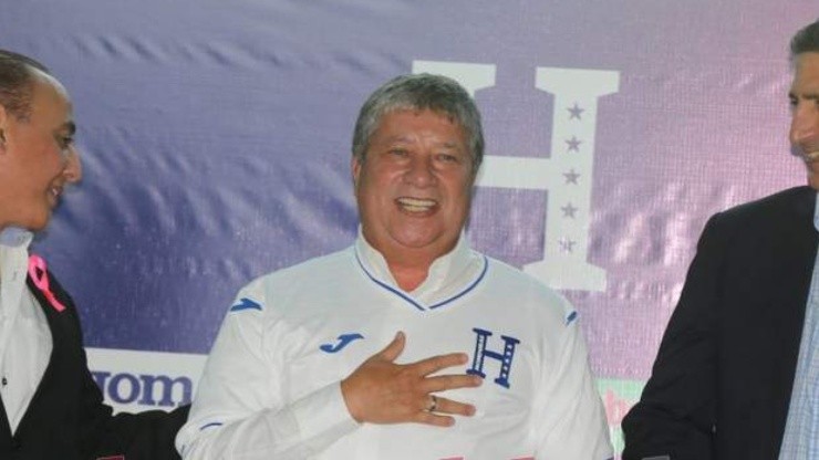 Bolillo Gómez: “Vamos a luchar por sacar a Honduras de esa posición”