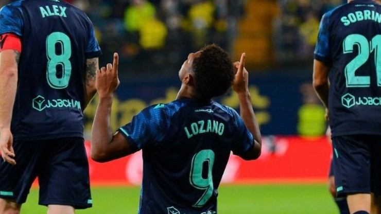 Choco Lozano celebra su gol (Cádiz CF)