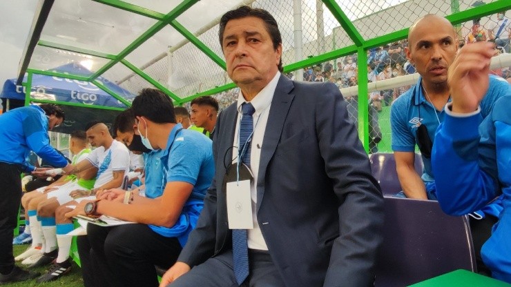 Luis Fernando Tena no cree que Guatemala sea favorita en la Liga de Naciones