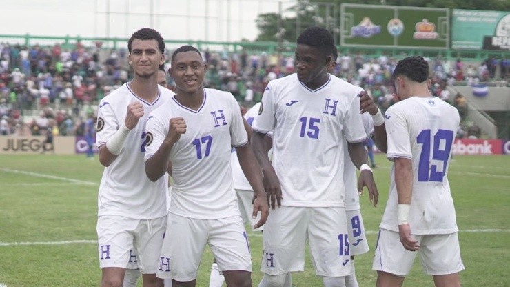 Honduras golea a Curazao y se mete a los cuartos de final [VIDEO]
