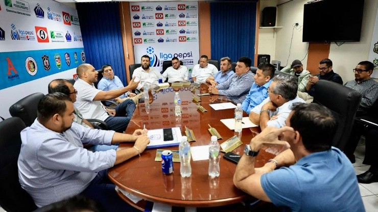 Liga Mayor de El Salvador: clubes recibirán una ayuda económica