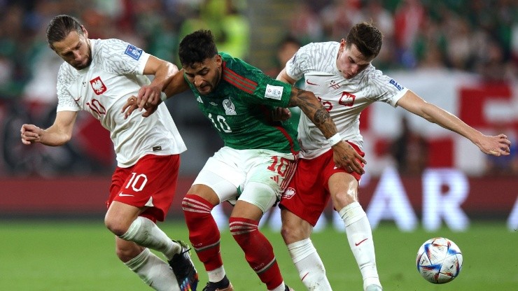 México consiguió un empate ante Polonia en su primer juego del Mundial (Getty)
