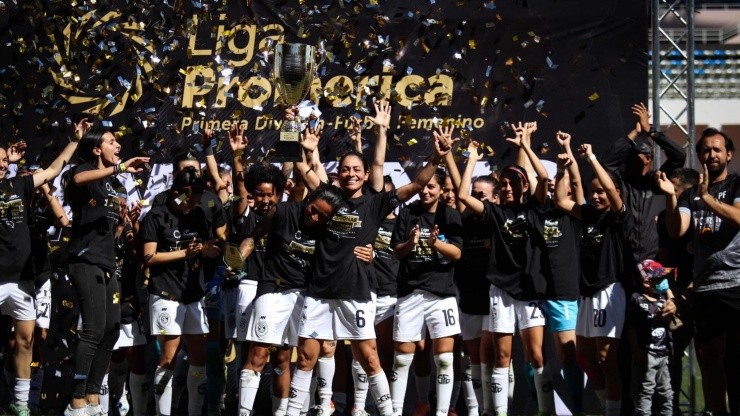 Sporting alzó la Supercopa Femenina en Costa Rica tras derrotar a Alajuelense.