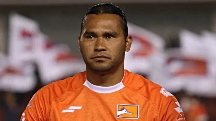 Gullit Peña dejó al Vida de Honduras por este insólito club