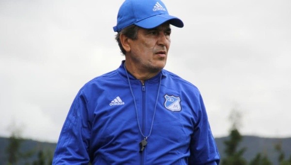 Jorge Luis Pinto, entrenador de Guillermo Ortiz en Millonarios.