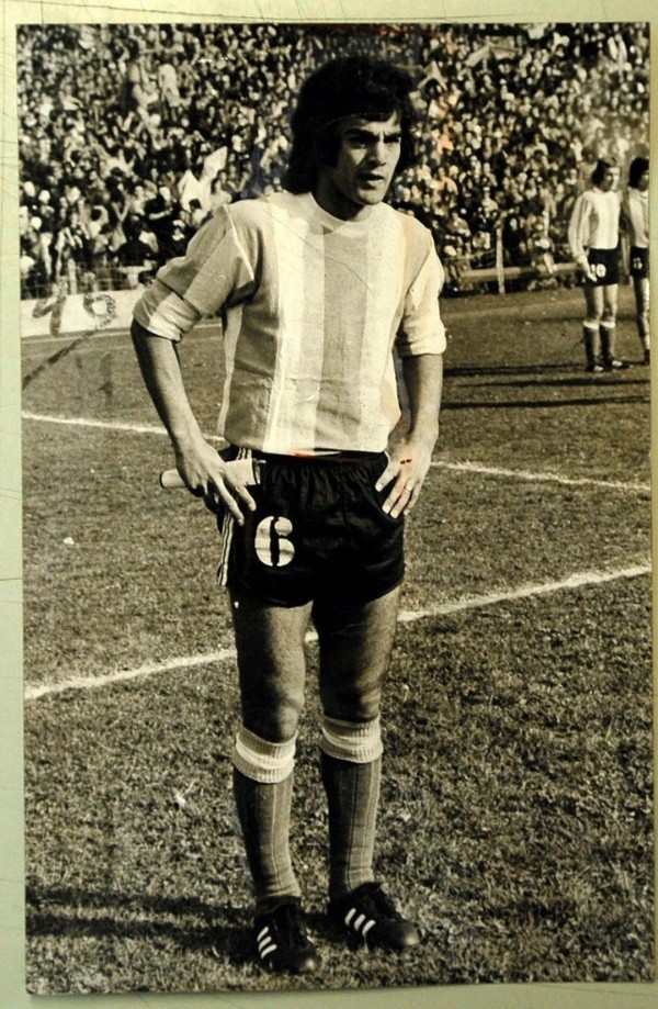 Ángel Hugo Bargas con la Selección Argentina (Foto: Clarín).
