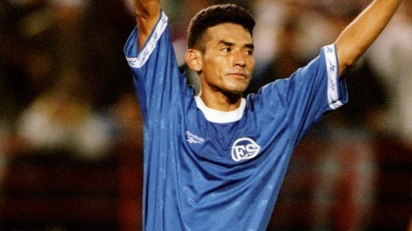 Raúl Díaz Arce, máximo goleador en la historia de La Selecta.