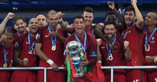 Todo Portugal festejó la Eurocopa del 2016.