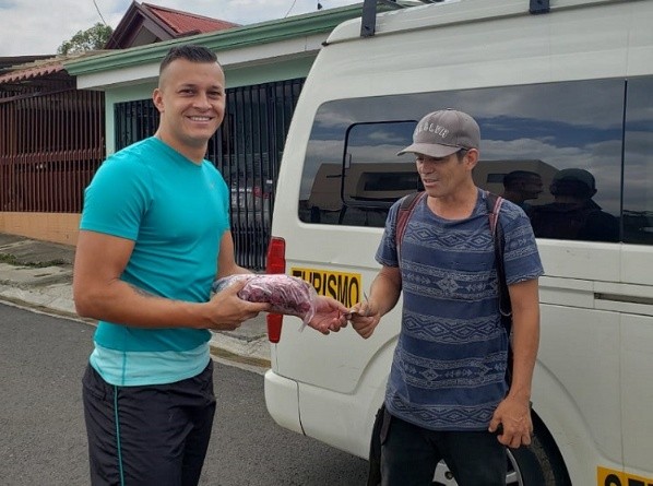 El futbolista durante una de sus entregas. (Fuente: La Prensa)