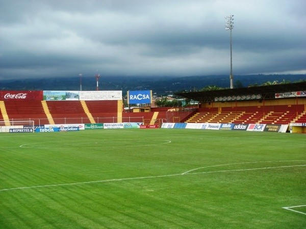 El estadio de Herediano es otro de los ofrecidos.