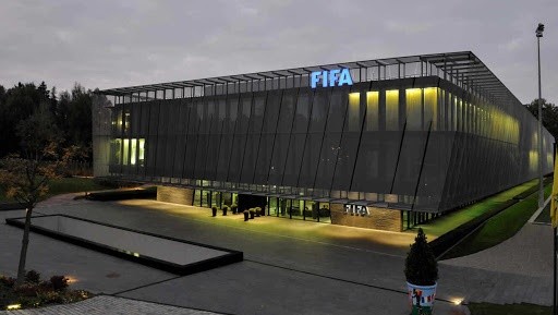 Edificio de la FIFA en Zurich, Suiza (Foto: Radio La Red) Edificio de la FIFA en Zurich, Suiza (Foto: Radio La Red)