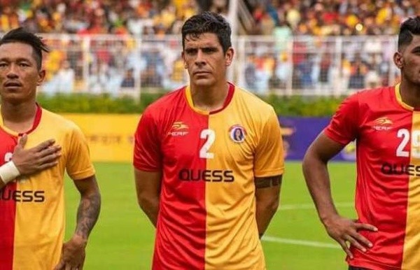 Johnny Acosta en elQuess East Bengal FC (Mercadorint)