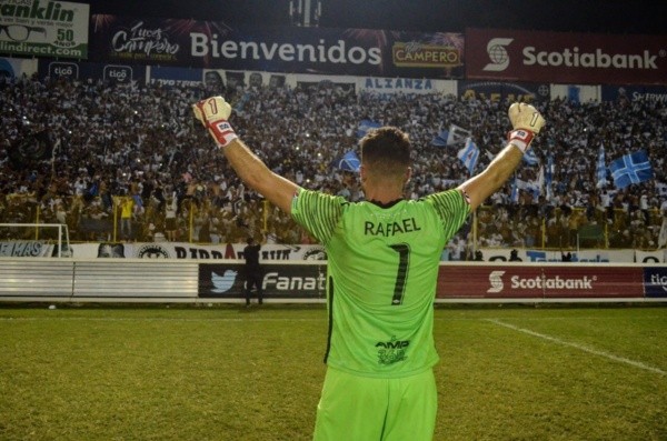 Rafael García con Alianza (Twitter Alianza)