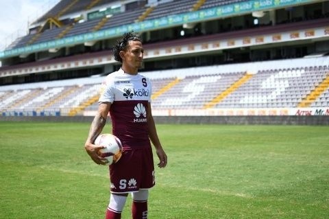 Bonilla tiene un año más de contrato en el Saprissa.