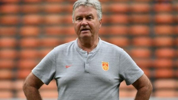 Guus Hiddink, nuevo entrenador de Curazao.