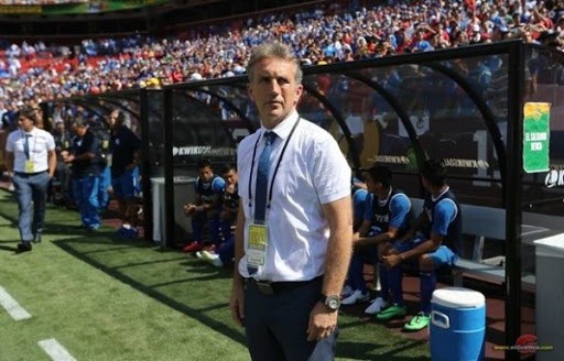 El Salvador al mando de Roca consiguió 5 victorias, 5 empates y 11 derrotas.