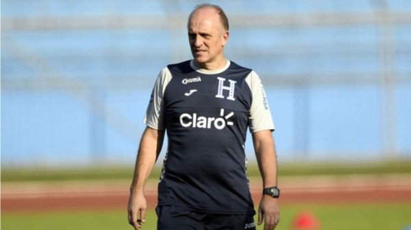 Fabián Coito, seleccionador nacional de Honduras.