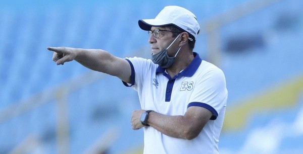 Hugo Pérez se hizo cargo de la Selección Preolímpica en Guadalajara / FESFUT