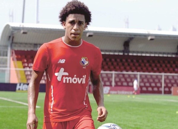 Adalberto Carrasquilla con la Selección de Panamá