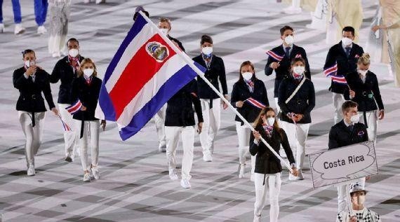 La delegación de Costa Rica en la inauguración de los Juegos Olímpicos de Tokio. (@juegosolimpicos)