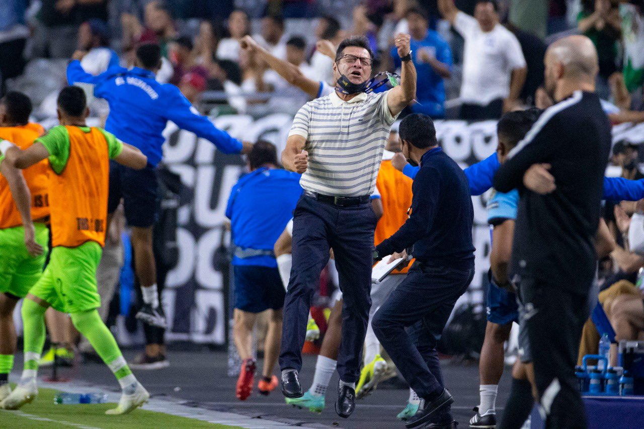Hugo Pérez, DT de la Selección de El Salvador / Foto: La Selecta