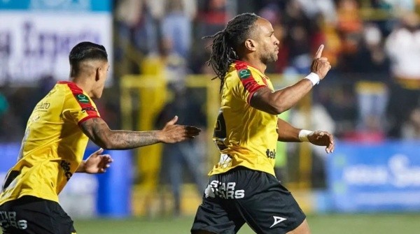 Jonathan McDonald anotó el sábado anterior de penal ante Guanacasteca, sin embargo, los florenses perdieron el juego en su casa (CSH Oficial)