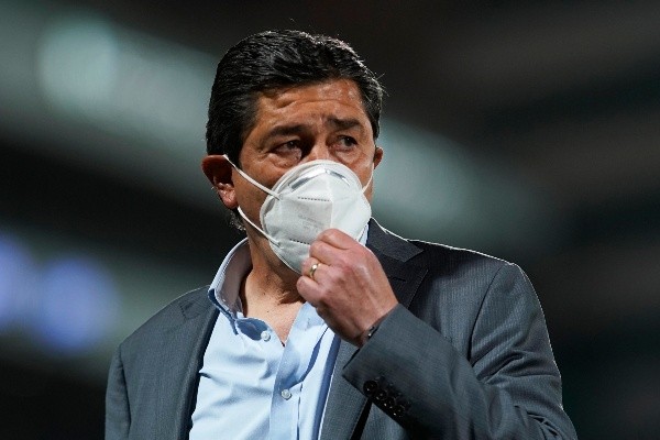 Luis Fernando Tena al mando de la Selección de Guatemala / Getty