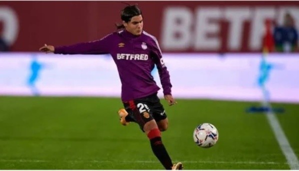 El juvenil de 16 años debutó en la Sub-15 de Argentina. Fuente: Getty Images