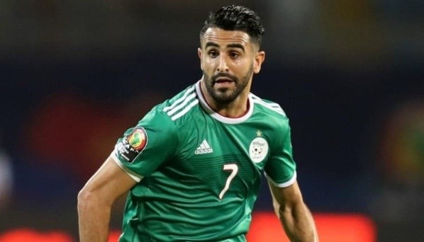 Campeón africano en 2019 como capitán del seleccionado. Fuente: Getty Images