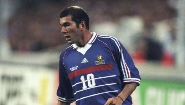 El entrenador de Real Madrid brilló con los galos en los 90. Fuente: Getty Images