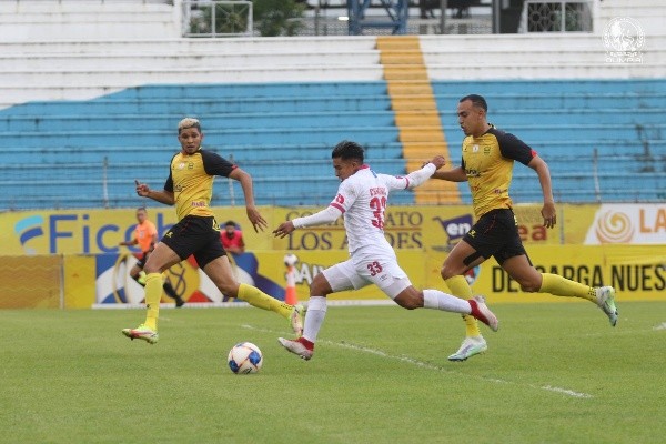 Olimpia viene de caer ante Real España.