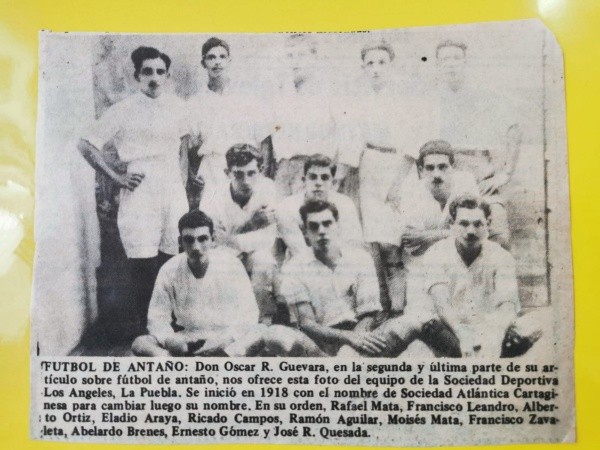 Don Ernesto Gómez, padre de don Marco Tulio (Centro, abajo) (FCA)