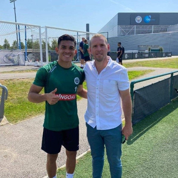 Martínez con Morsink en Manchester.