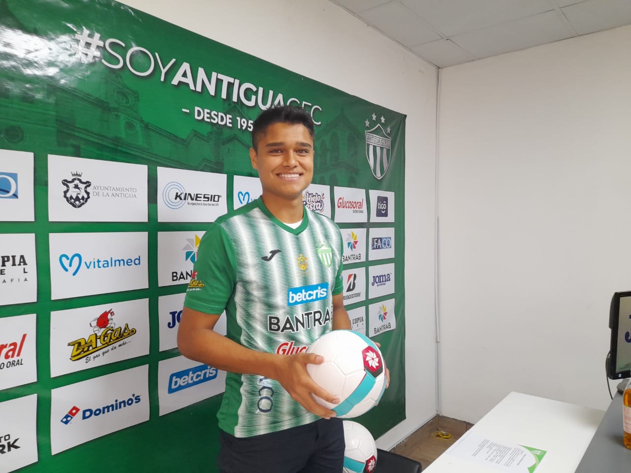 Marcelo Saraiva es nuevo jugador de Antigua